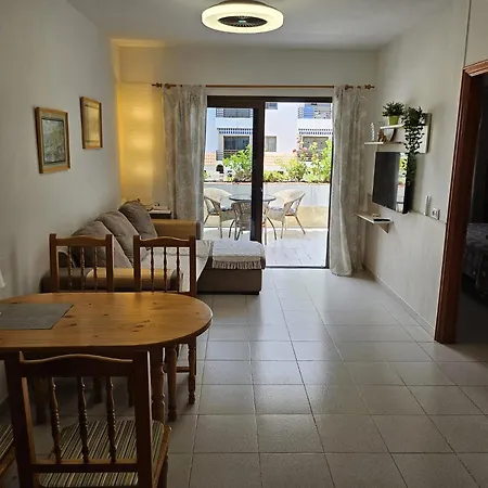 Apartment аппартаметы Seguro De Sol Playa De La Arena Puerto de Santiago (Tenerife)